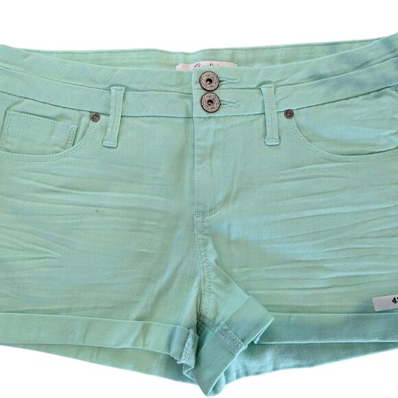 #43 - Candie's Mint Green Denim Shorts- Size 9 - Picture 2 of 4